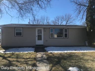 Main picture of 2703 W 4th St