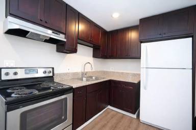 Main picture of 3150 Drew St