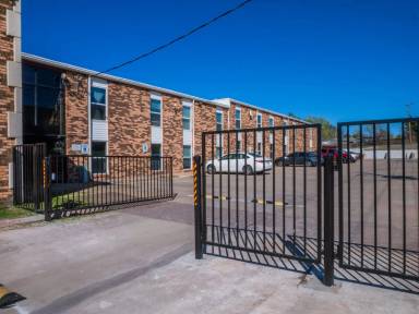 Main picture of 2107 NW 38th St