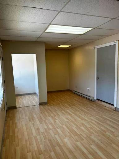 Main picture of 554 Main St