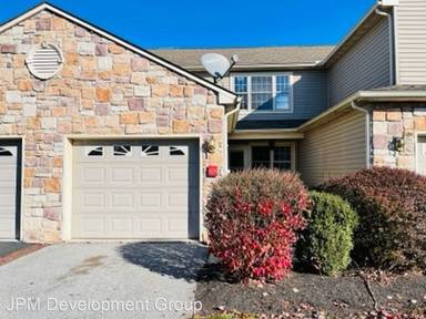 Main picture of 402 Alexandria Ct