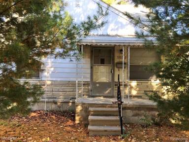 Main picture of 1451 E Bernhard Ave