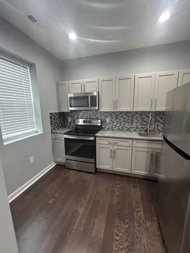 Main picture of 1801 W Venango St