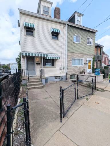 Main picture of 258 Edmond St