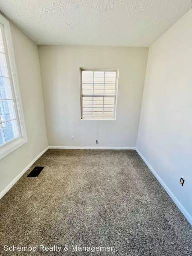Main picture of 2713 Rodman St