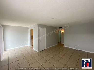 Main picture of 706 W Dixie Ave