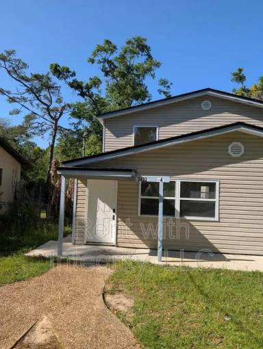 Main picture of 3422 Orlando Dr