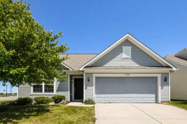 Main picture of 15298 Royal Grove Dr