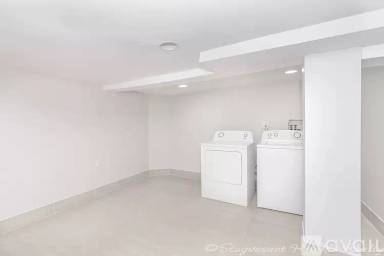 Main picture of 349 Vernon Ave