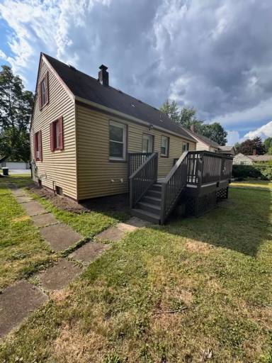 Main picture of 817 Taylor Ave