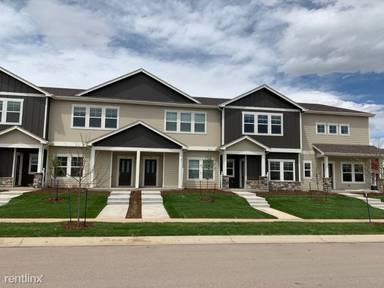 Main picture of 1688 Grand Ave