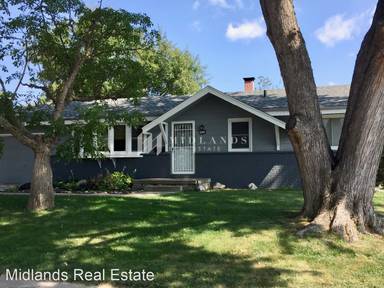 Main picture of 3958 McMahon Ave