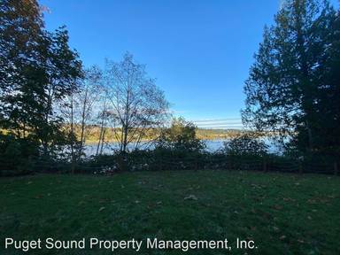 Main picture of 2602 N Wycoff Ave