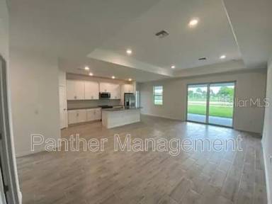Main picture of 369 Biltmore St