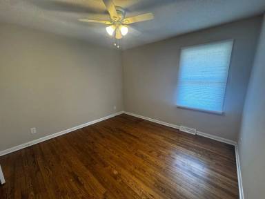 Main picture of 1601 Alderman Cir