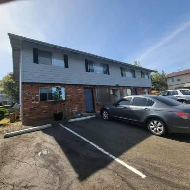 Main picture of 1043 Lookingglass Rd