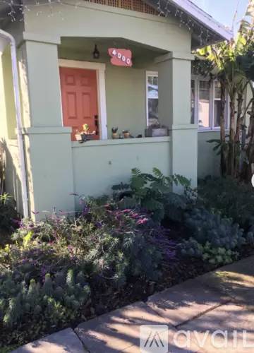 Main picture of 4000 Clinton Ave