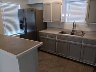 Main picture of 422 Alcazar St NE