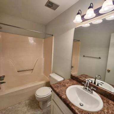 Main picture of 3934 Miramar Ct