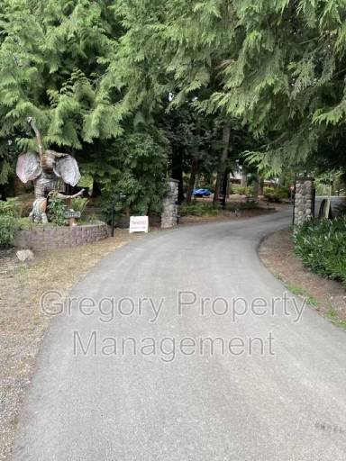 Main picture of 22230 Paradise Lake Rd