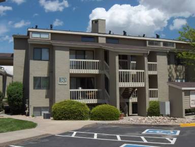 Main picture of 30 S Boulder Cir