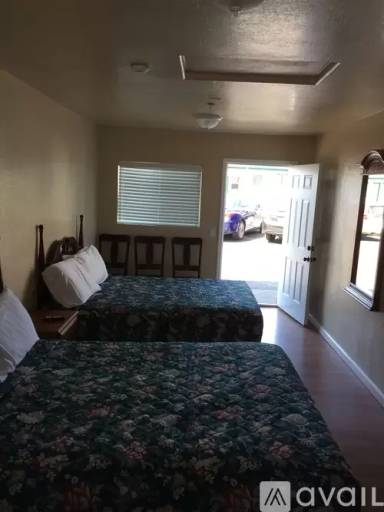 Main picture of 2630 Main St