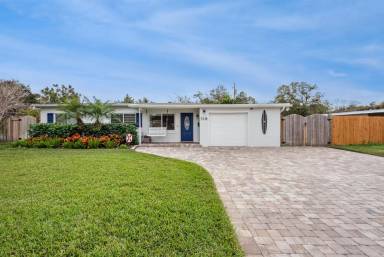 Main picture of 3218 Carnine Dr