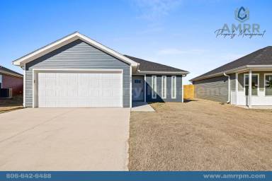 Main picture of 1620 Bluegrass St