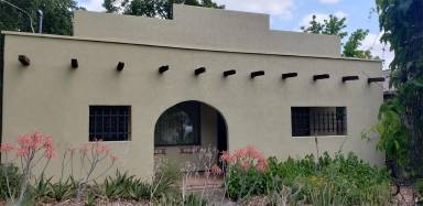 Main picture of 2318 W Olmos Dr