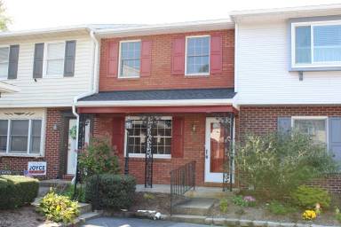 Main picture of 239 Ringgold St