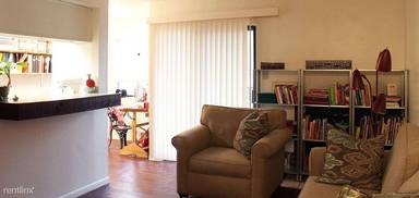 Main picture of 2406 Bluebonnet Ln