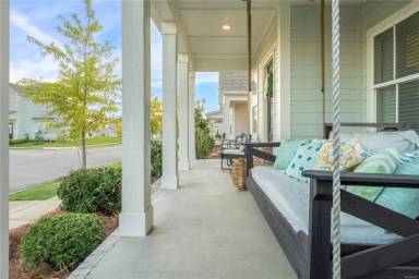 Main picture of 3216 Meriwether Dr