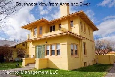 Main picture of 301 Arno St SE