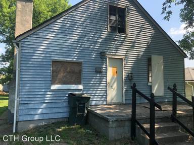 Main picture of 580 Elwood Ave