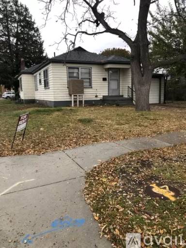 Main picture of 1591 S Park St