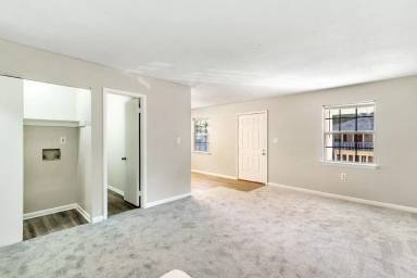 Main picture of Various Location