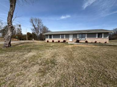 Main picture of 1218 Roberts Rd
