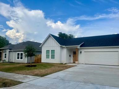 Main picture of 3553 Kell St