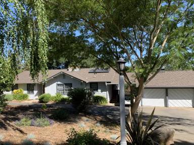 Main picture of 4611 Bridle Trl