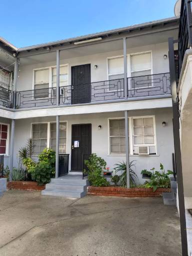 Main picture of 2715 San Marino St