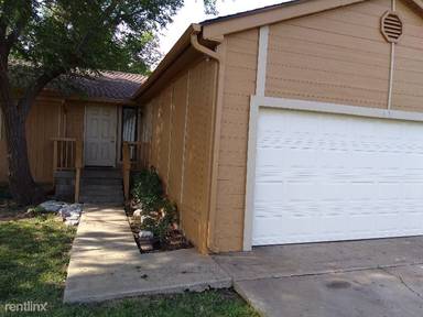 Main picture of 414 NW 97th St