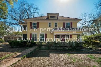 Main picture of 1119 W Marvin Ave