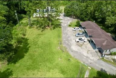 Main picture of 125 Tigers Den Ln