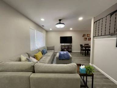 Main picture of 721 20th St
