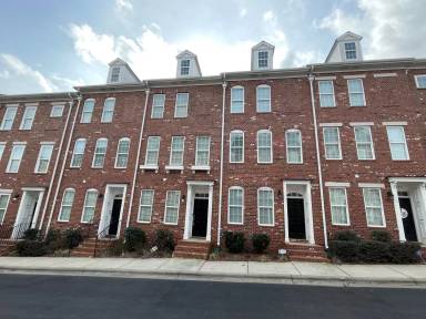 Main picture of 1931 Winpole Ln