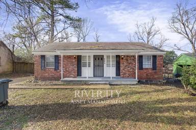 Main picture of 4064 Chippewa Rd