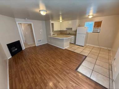 Main picture of 196 E Baird Ave