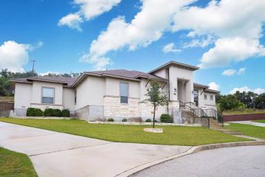 Main picture of 1519 Aubrey Pt