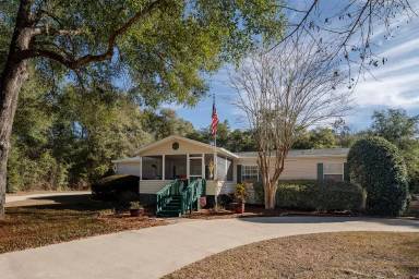 Main picture of 2671 Oscar Harvey Rd