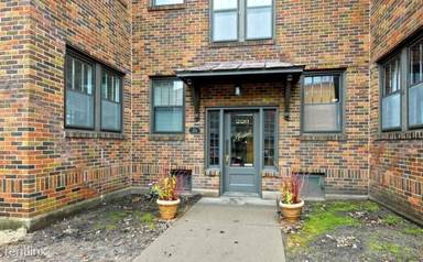 Main picture of 220 Marshall Ave